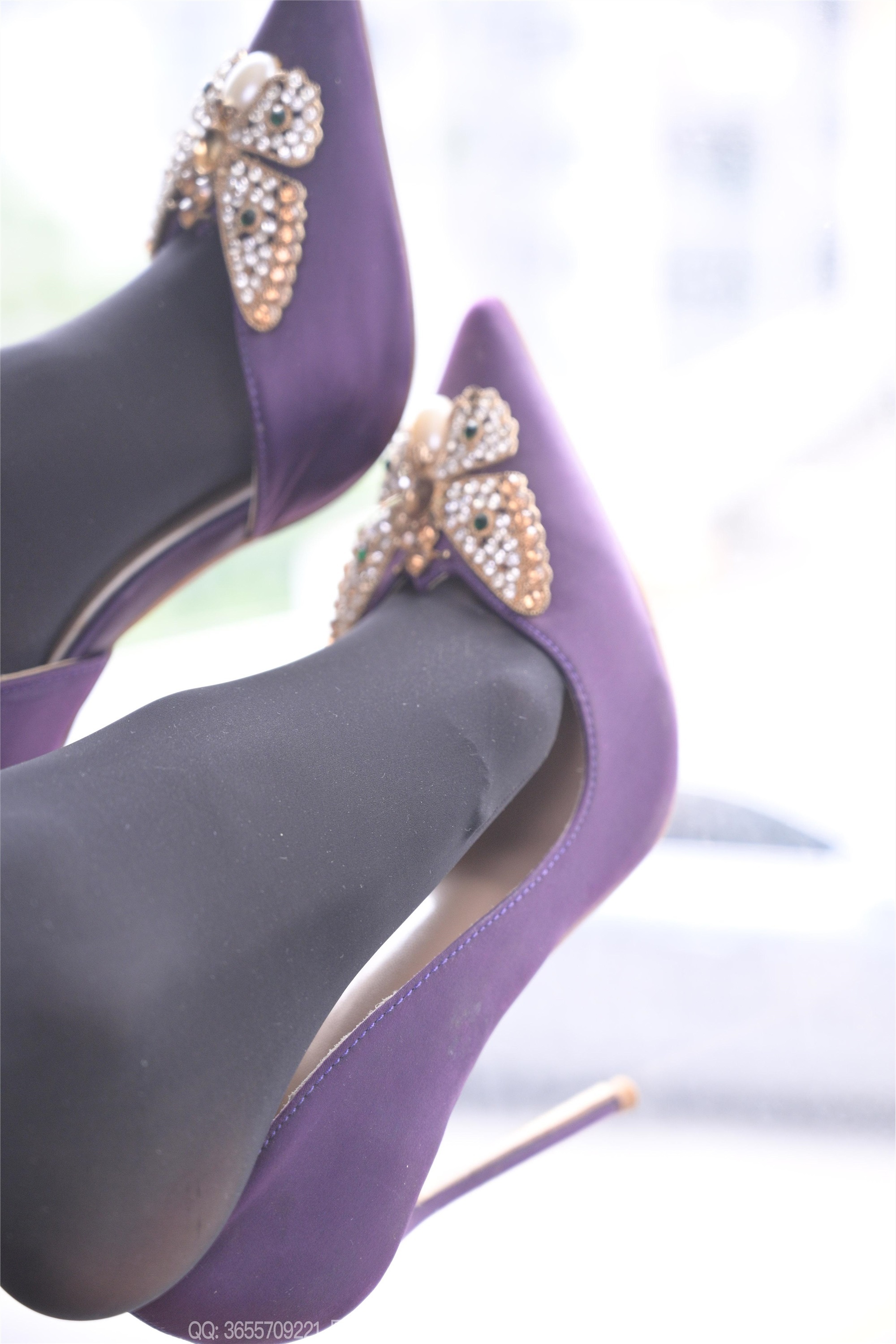 IESS异思趣向  2024.10.08 丝享家 1866 小宝《油亮长腿（上）》